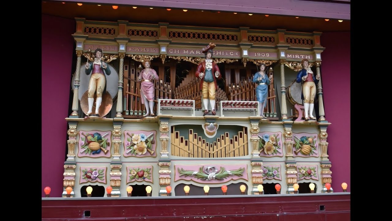 89 key Marenghi organ plays 