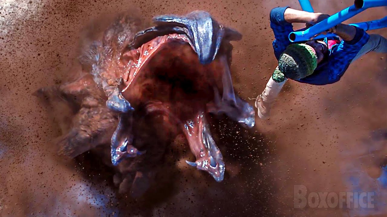 How to beat a giant worm without guns | Tremors: A Cold Day in Hell | CLIP