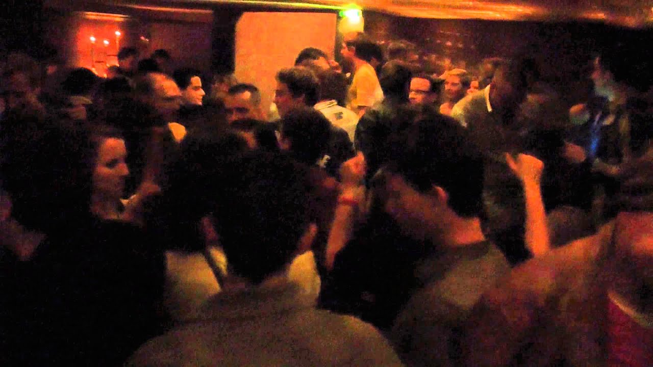 Dilayla Stuttgart - da wo man die neueste Mucke zuerst hört - Crossed Side Demo mit DJ Matze