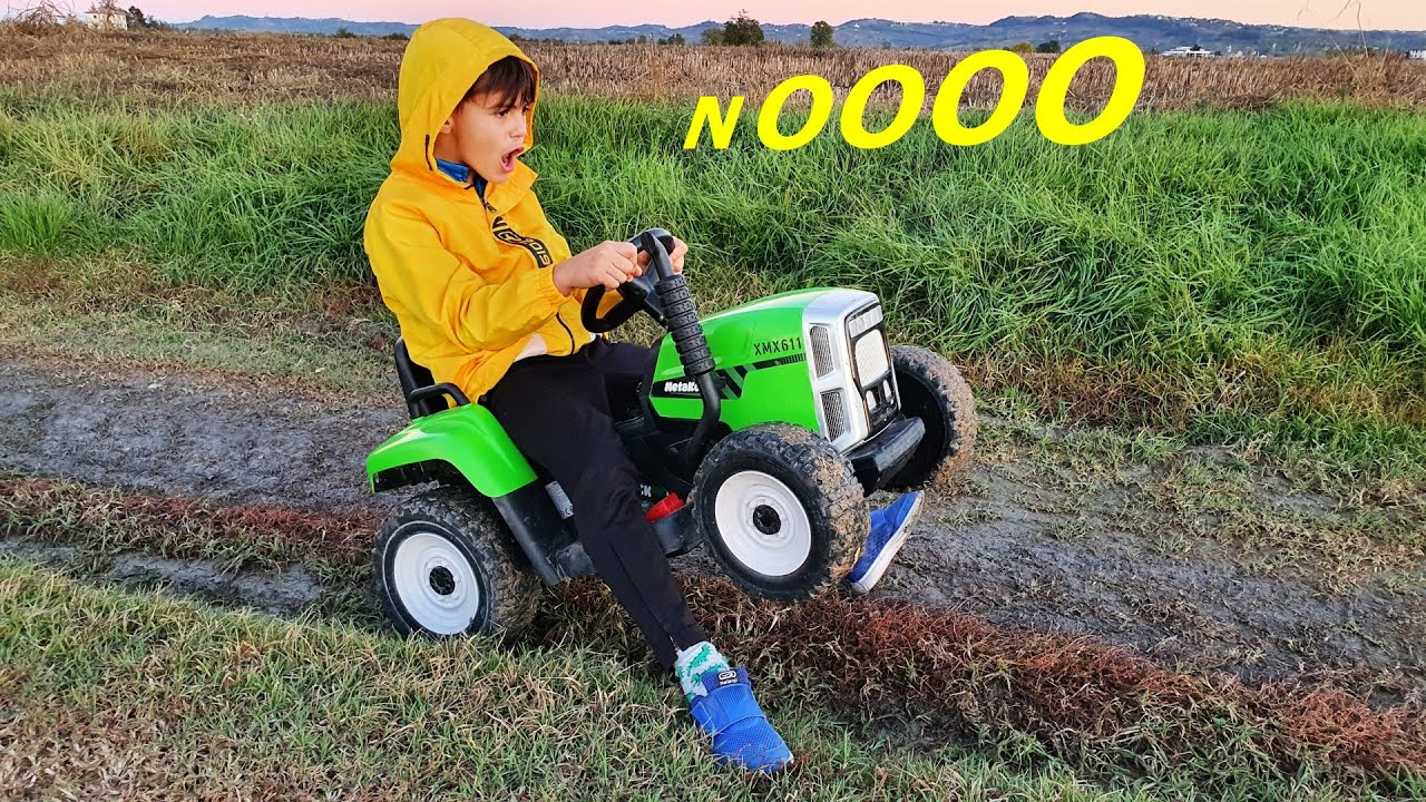EEEEE POZZANGHERE DI FANGO - TRACTOR KIDS - TRATTORI BAMBINI