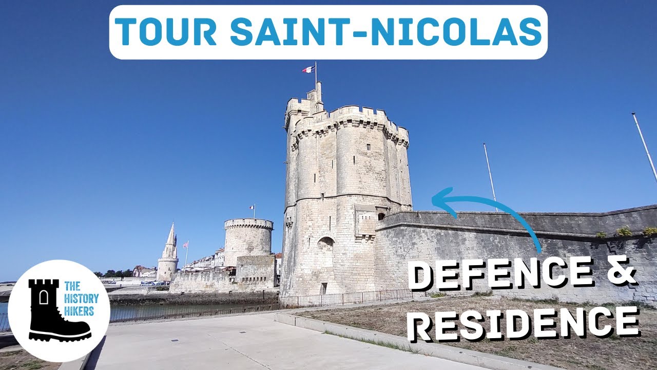 A Tower Where Defence And Residence are Perfectly Interwoven  |  Tour Saint-Nicolas in La Rochelle