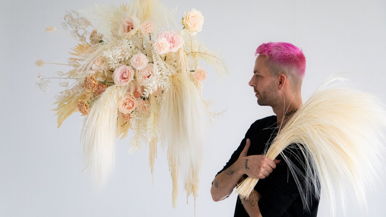 Mayesh Design Star: Dried Hanging Installation