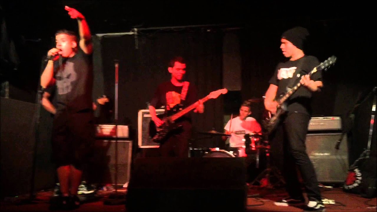 Bredde - N&atilde;o uso sapato (Charlie brown jr)