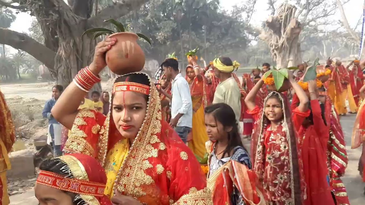 Baba_bateshwarnath_dham #instfamily❤️ #virelvideo #treading #बाबा बटेश्वर नाथ धाम कलश यात्रा#वायरल