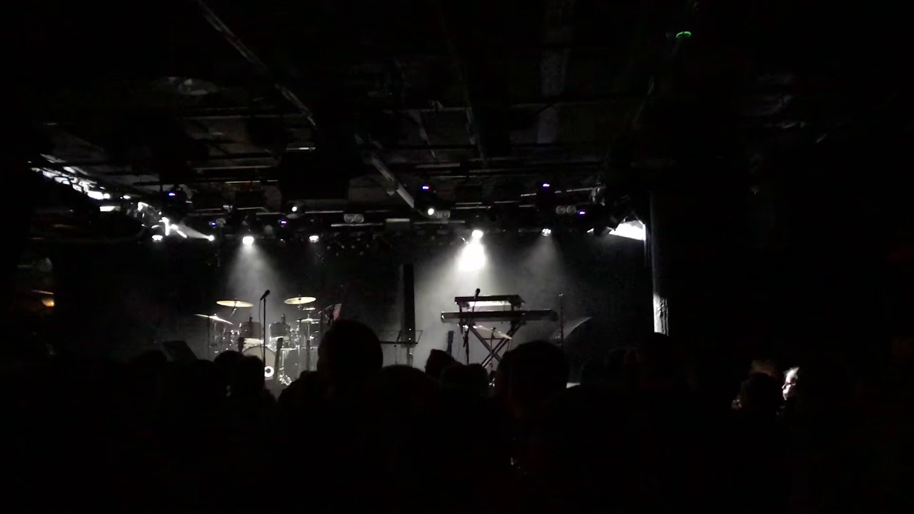 Leevi and the Leavings - Tuhannen markan seteli @ Tanssisali Lutakko, Jyv&auml;skyl&auml; 29.11.2018