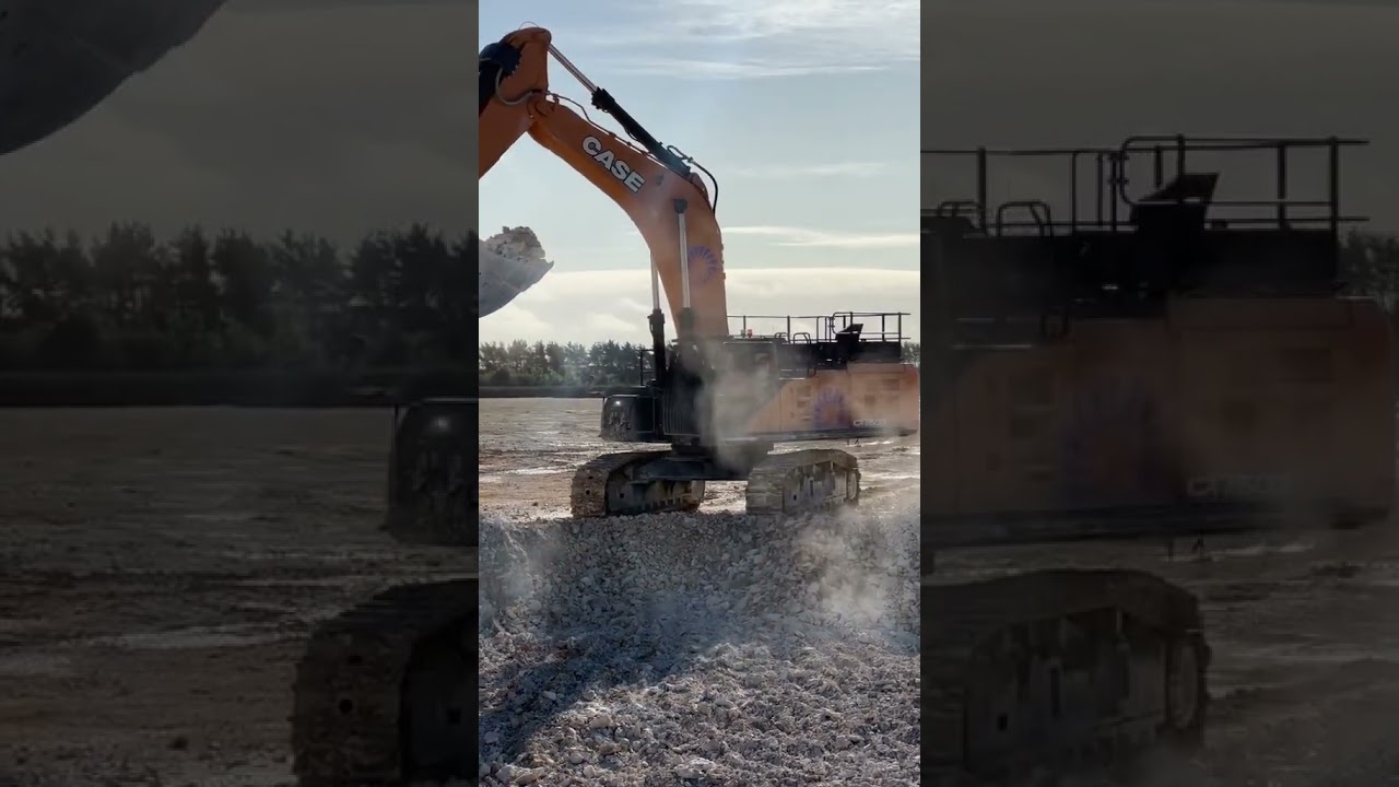 New Case CX750D supplied by Warwick Ward Machinery Ltd.