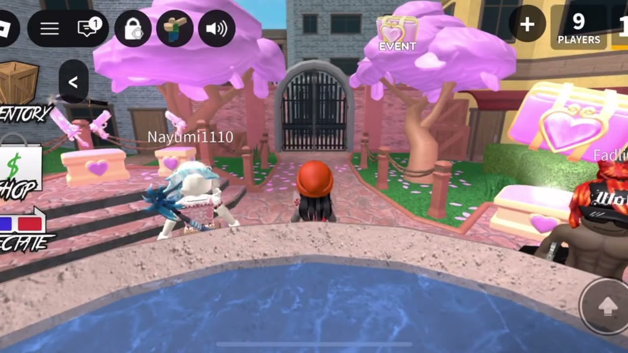 playing mm2 with me!!!  