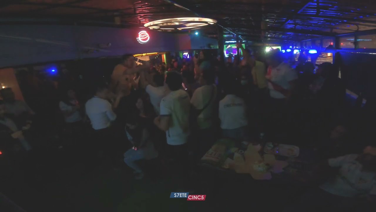 Festeja la hinchada de LIGA su paso a la final de la Sudamericana 2023