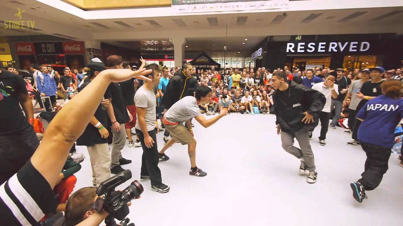 Italy v Japan | OUTBREAK 2012 | REP YOUR COUNTRY | Strife TV
