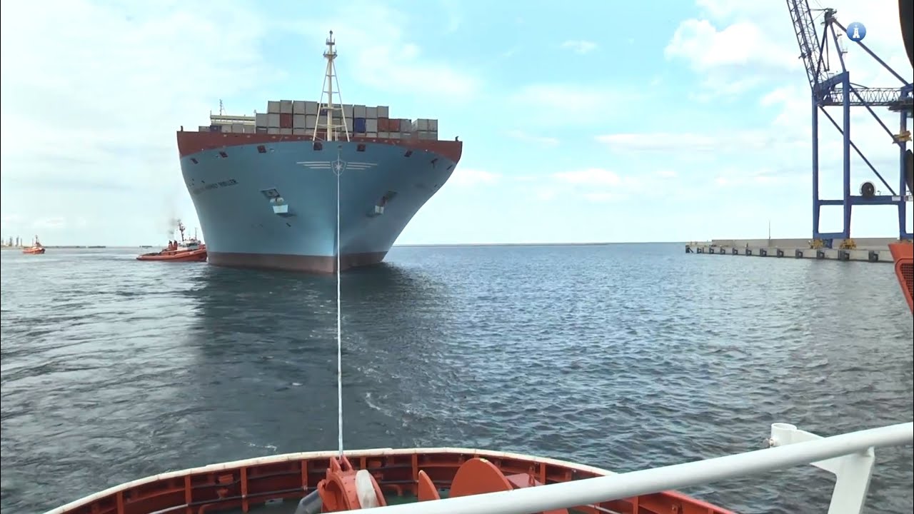 Maersk McKinney Moller w DCT Gdańsk - relacja GospodarkaMorska.TV