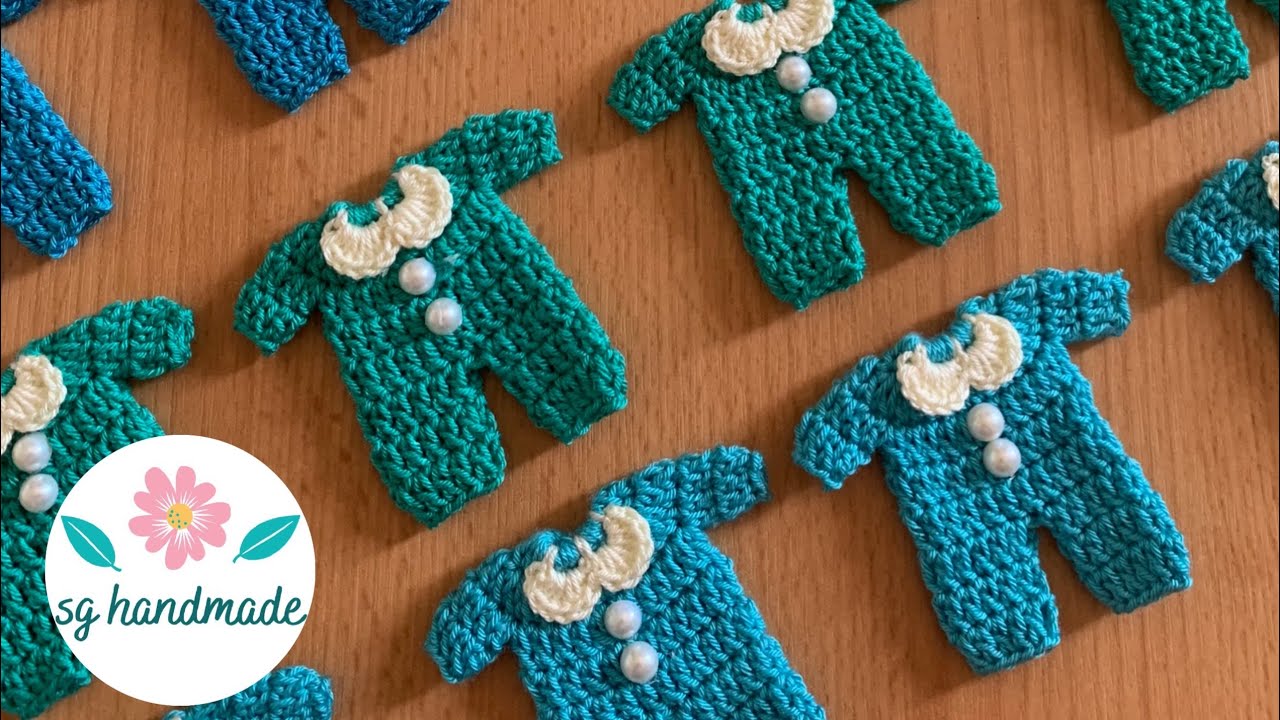 توزيعات كروشية للمناسبات اولاد سهل للمبتدئين -بدلة - سلوبيت - ميدالية - mini suit crochet - keychain