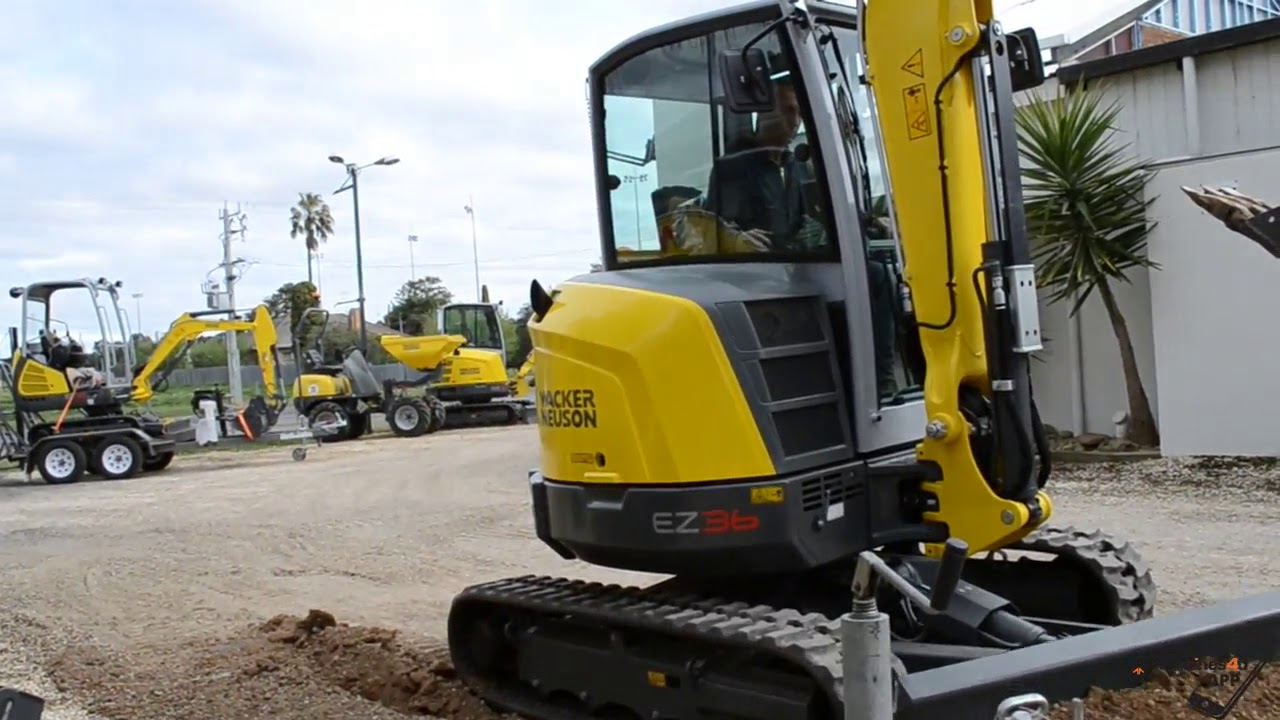 4-5T  EXCAVATOR