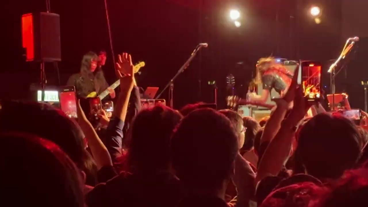 OMG! Kanami drank Misa's BEER with guitar solo!!! [Band Maid Live in Hong Kong 2023]