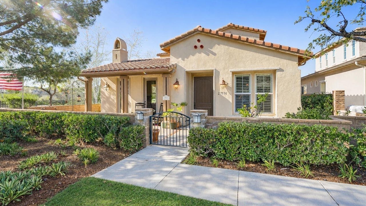 27976 Red Pine Ct, Santa Clarita, CA