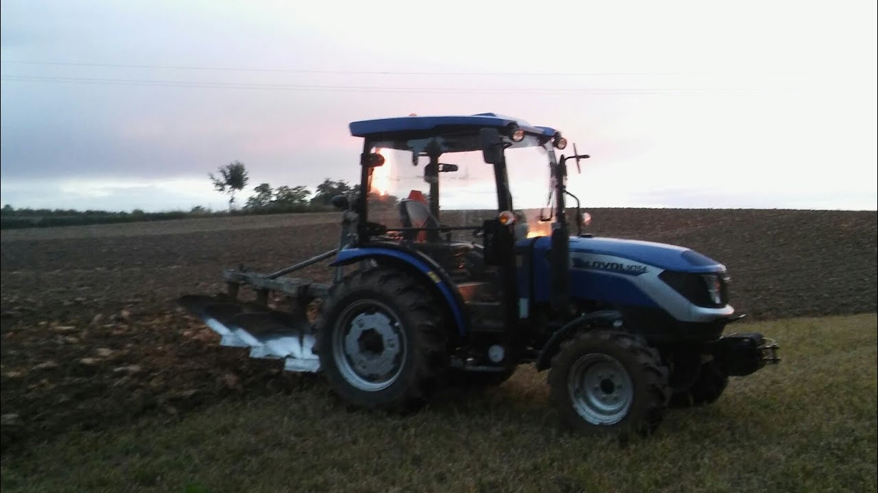 Lovol M354 TEST z plugiem 3 Skiby 2022