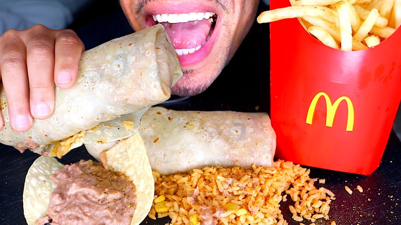 ASMR MCDONALD'S FRIES MEXICAN SPICY BEAN BURRITO MUKBANG NO TALKING EATING SHOW MOUTH SOUNDS JERRY