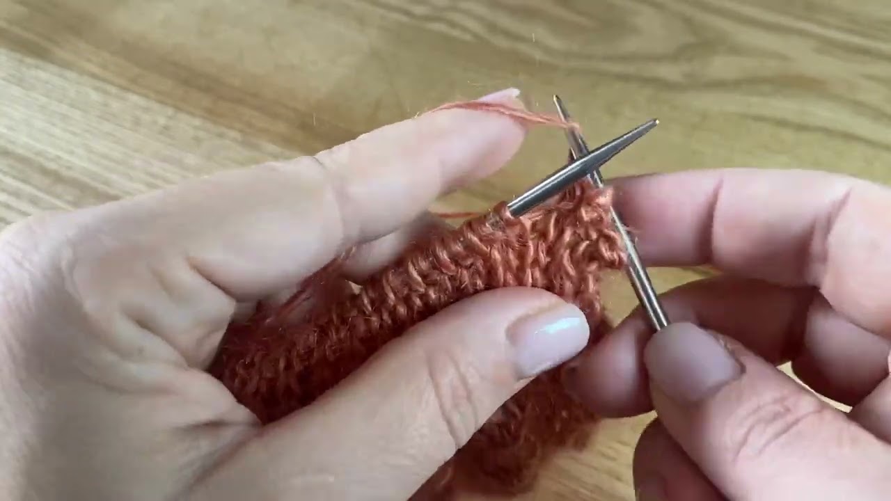 Come fare ai ferri una chiusura elastica di coste 1x1 / Stretchy bind off for 1x1 ribbing