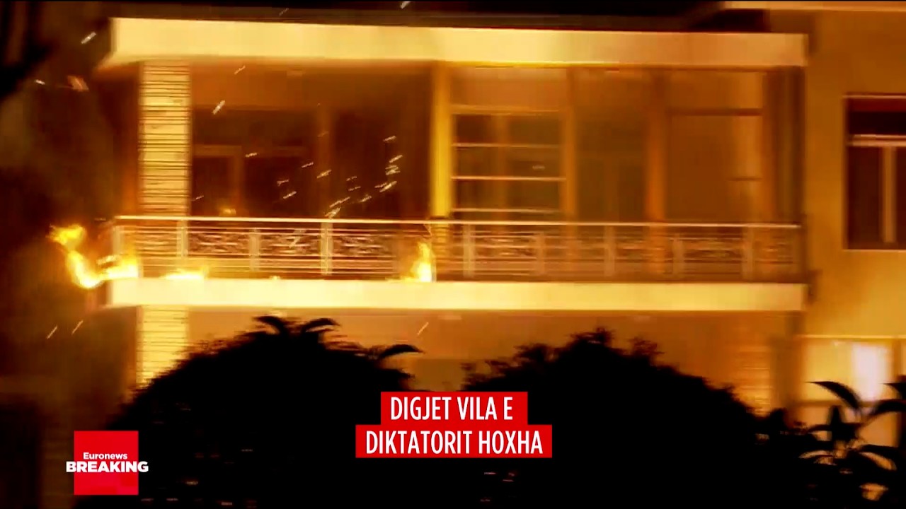 Protestuesit e PD molotov ndaj ish Vilës së Diktatorit Enver Hoxha! Gazetari Hoxha jep detaje