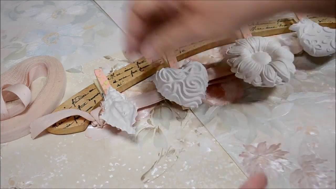 CINTRE BOIS Shabby Chic pour ETOLES  ☆ RECUP & UPCYCLAGE ☆ Tutoriels Shabby Chic ☆ LOISIRS CREATIFS