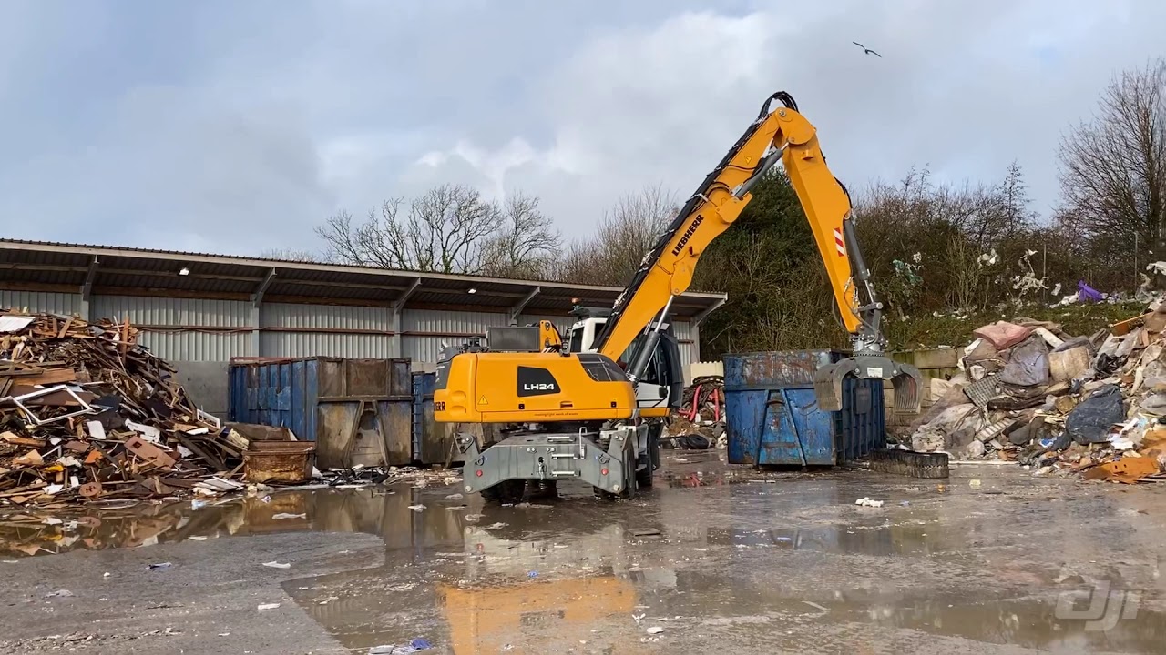 West Country Skip Hire’s new Liebherr LH24 Material Handler