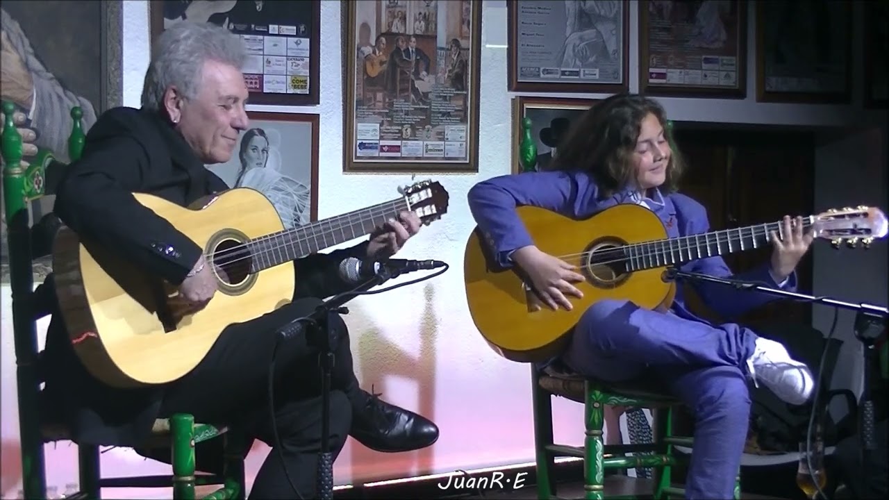 Solo de guitarra Antonio Carrión y su nieto QUE MARAVILLA.!!! Pozoblanco