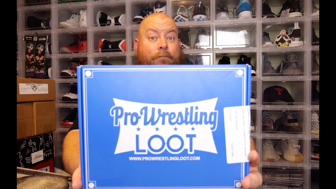 Opening the October 2020 PRO WRESTLING LOOT MYSTERY BOX + HUGE WWE Autograph