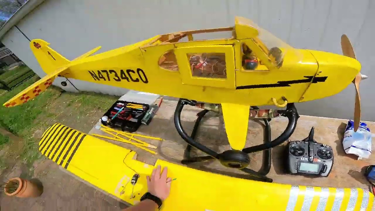 Carl Goldberg RC J3 Cub 2.1m Setup: Pre-flight Flight Taxi Test