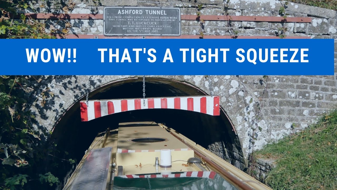 Tight Squeeze, on our Luxury Narrowboat