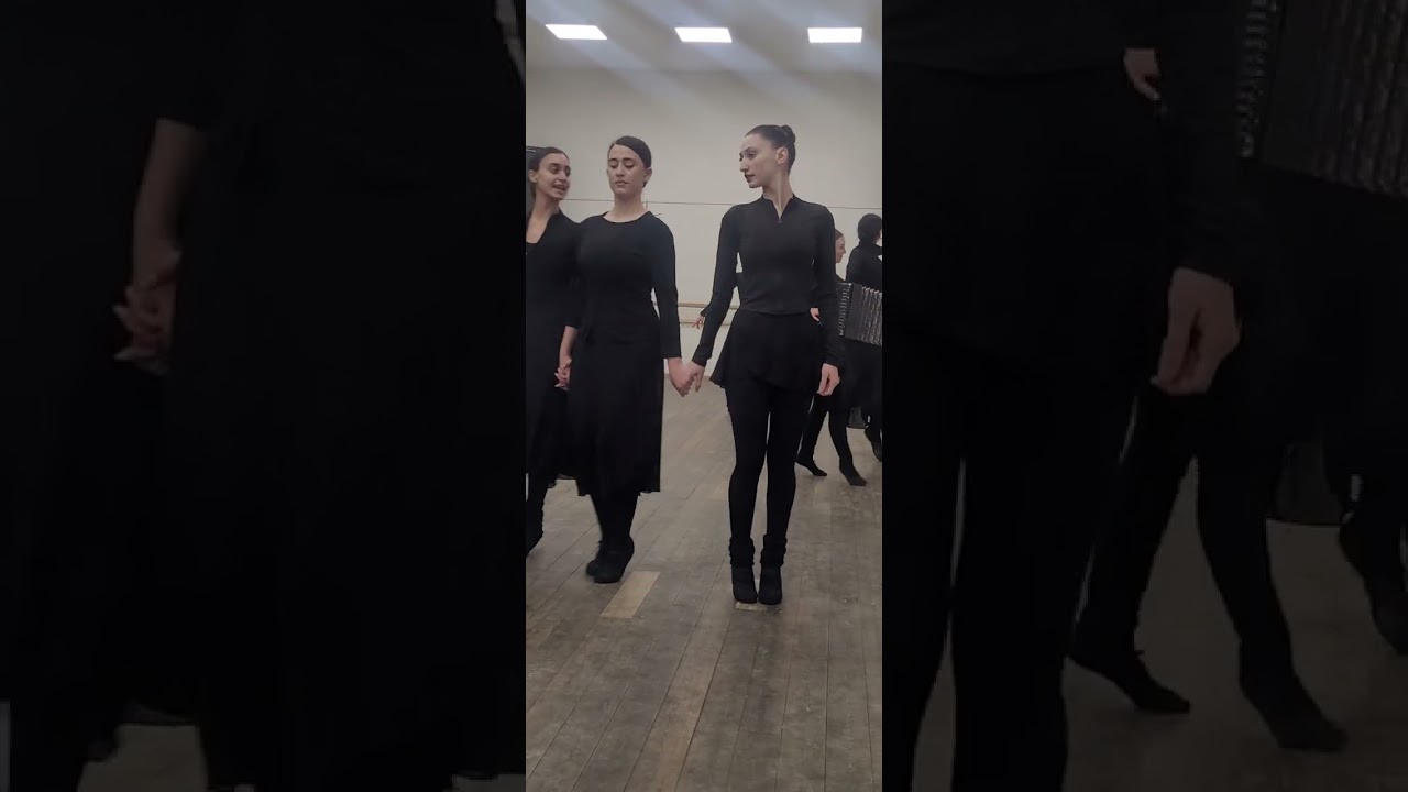 ÇOK GÜZELSİNİZ👏👏👏🪗⚘️🕊🎊❤️Shota Rustaveli Theatre And Film University 