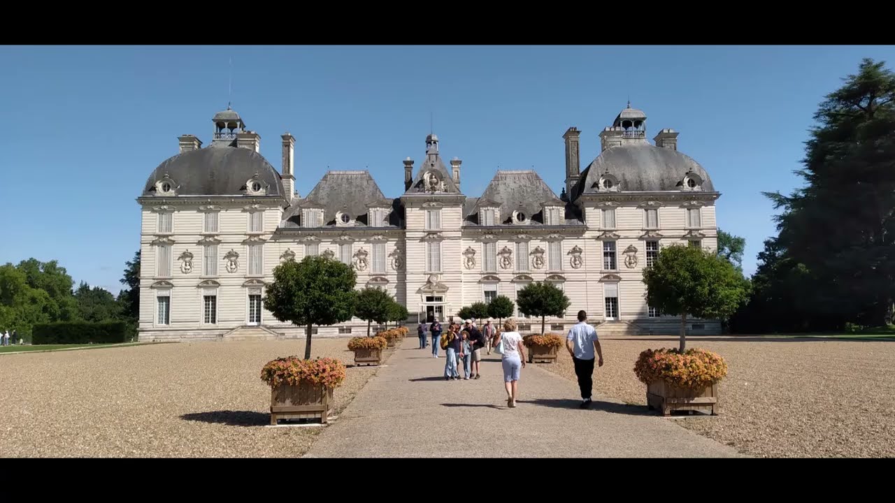 Chateau de Cheverney
