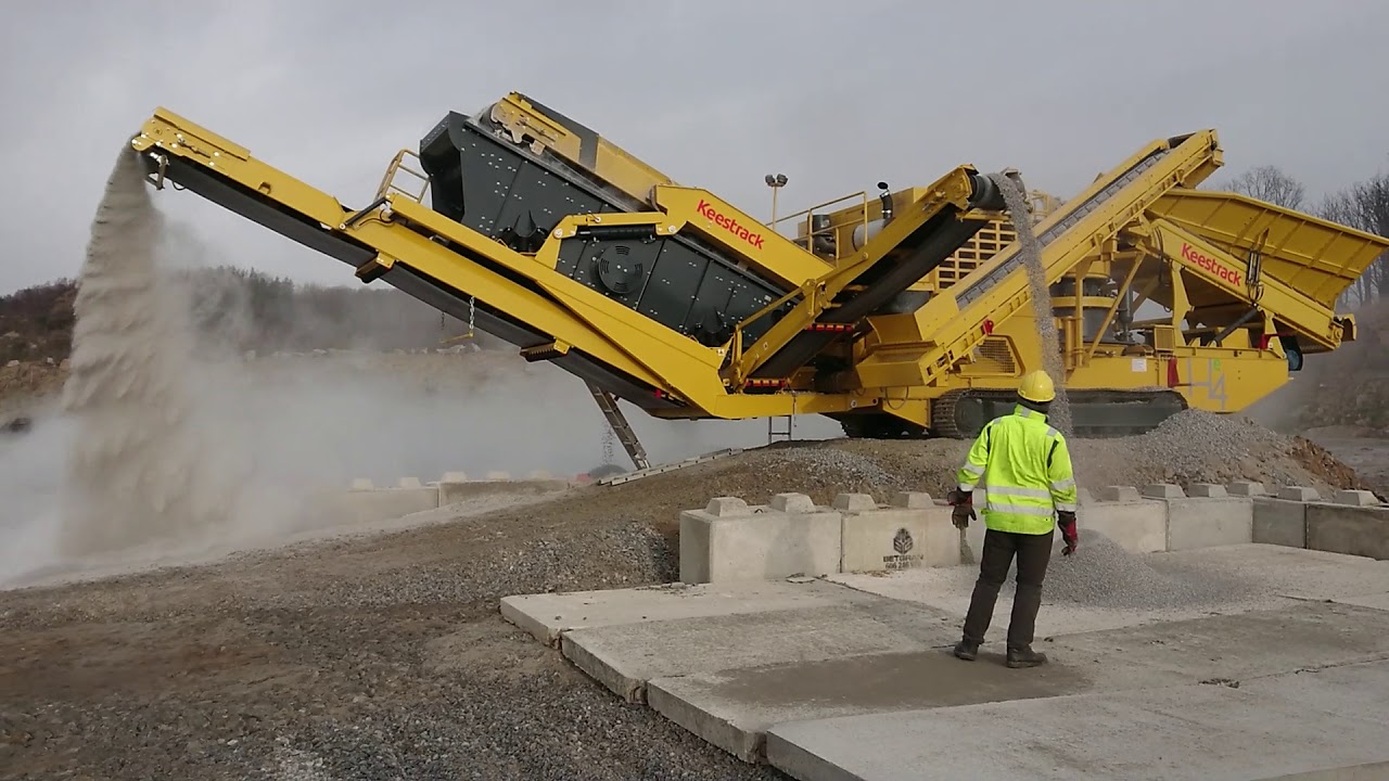 Kruszarka stożkowa Keestrack H4e kruszenie granitu, cone crusher crushing granite