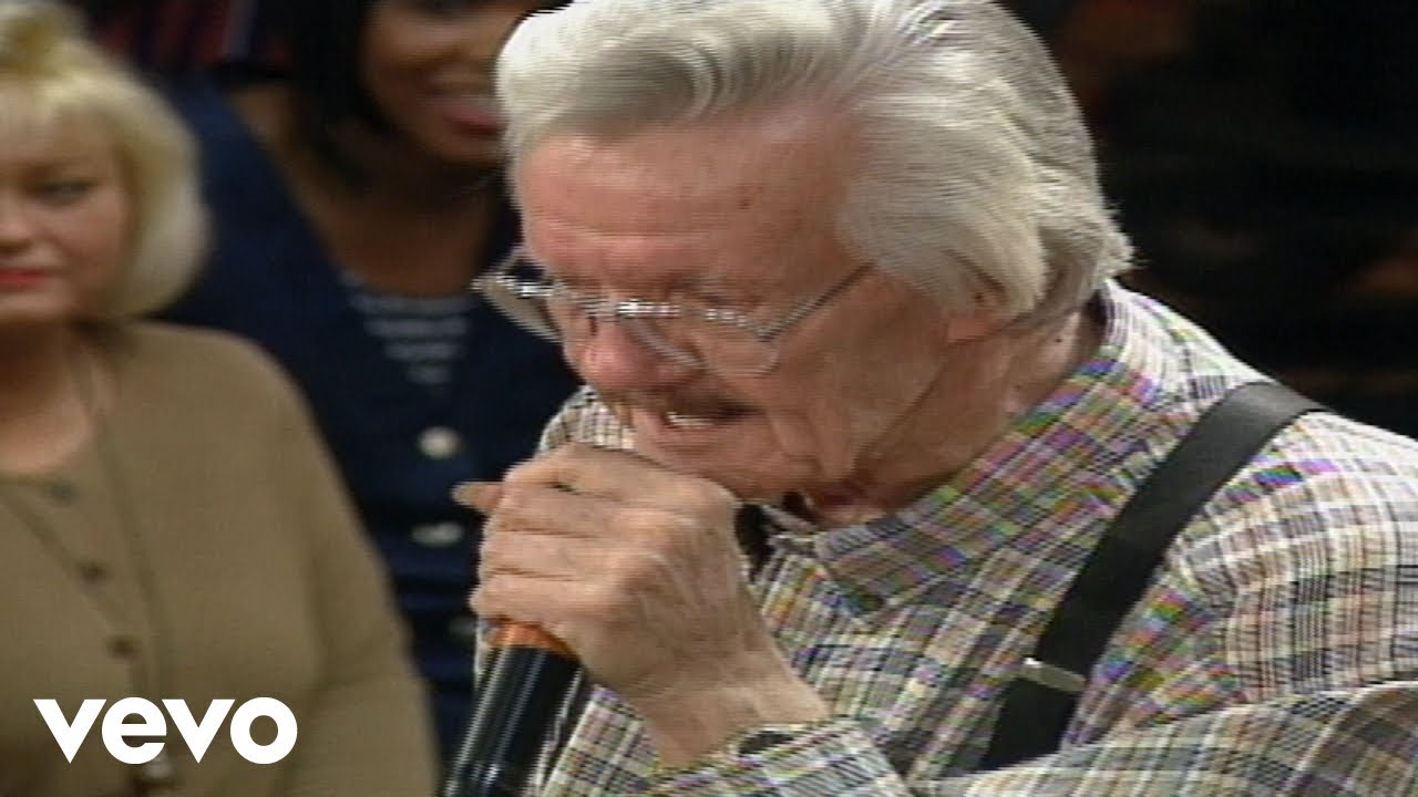 Bill & Gloria Gaither - I Just Steal Away and Pray [Live] ft. J.D. Sumner, The Stamps Quaret