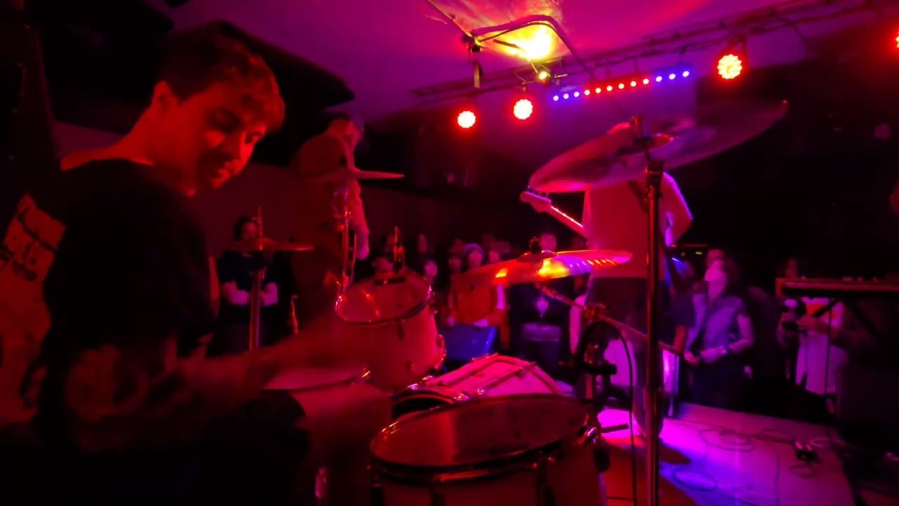 Glitterer (Live at Cafe Colonial, Sacramento) [2/20/26]