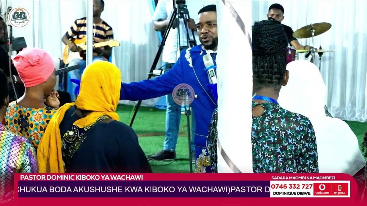 NABII KIBOKO YA WACHAWI AFANYA MAAJABU ATABILIA WATU 50 KWA DAKIKA 5 AIJAWAHI TOKEA