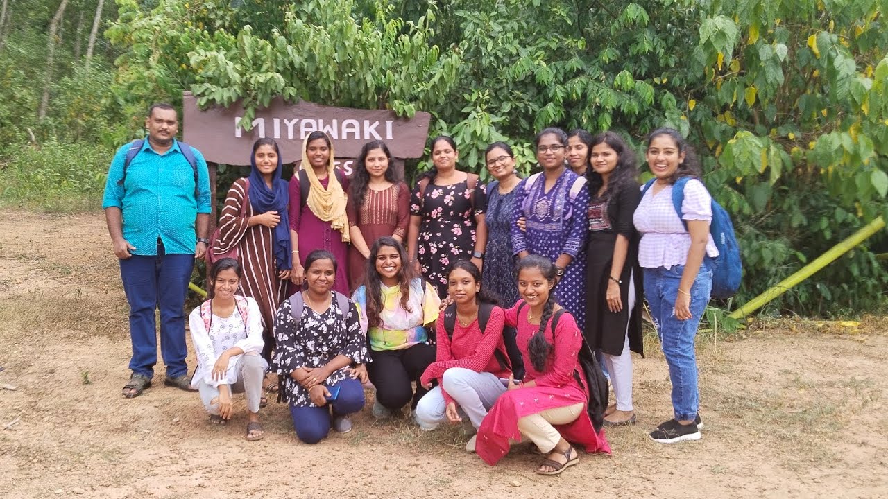 💕1st day at college💕|mini vlog❤️ | Kerala University| Kariavattam Campus 🎉🥳💞