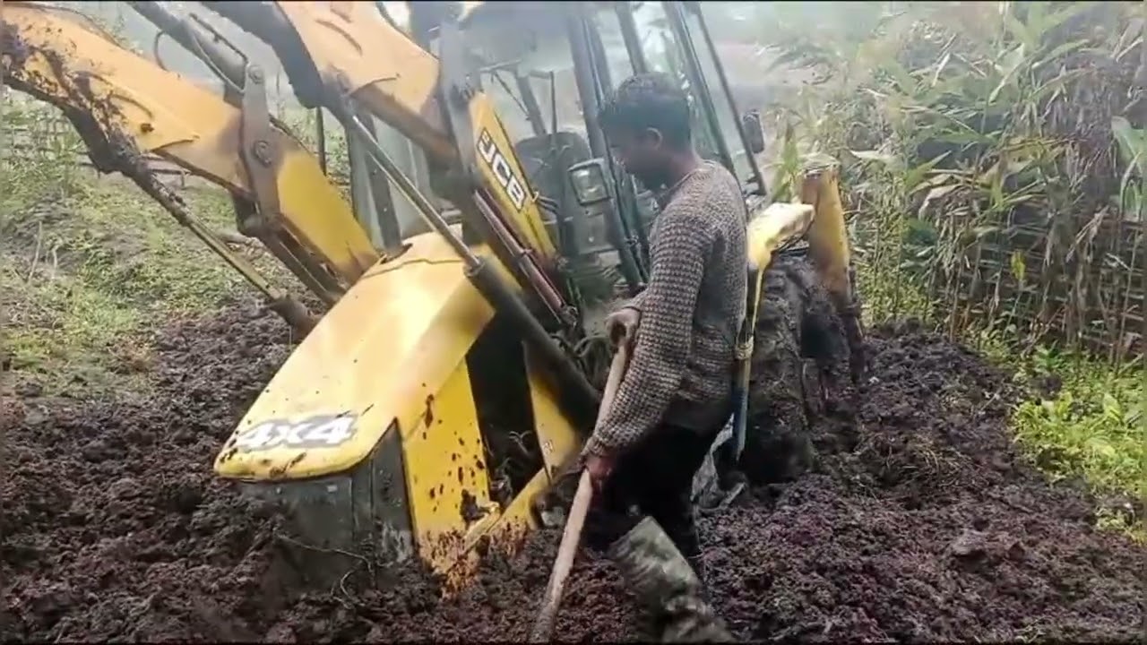 piston banane gaya tha to rasta mein fas 🚜🚜🦈🐬🐋🐳