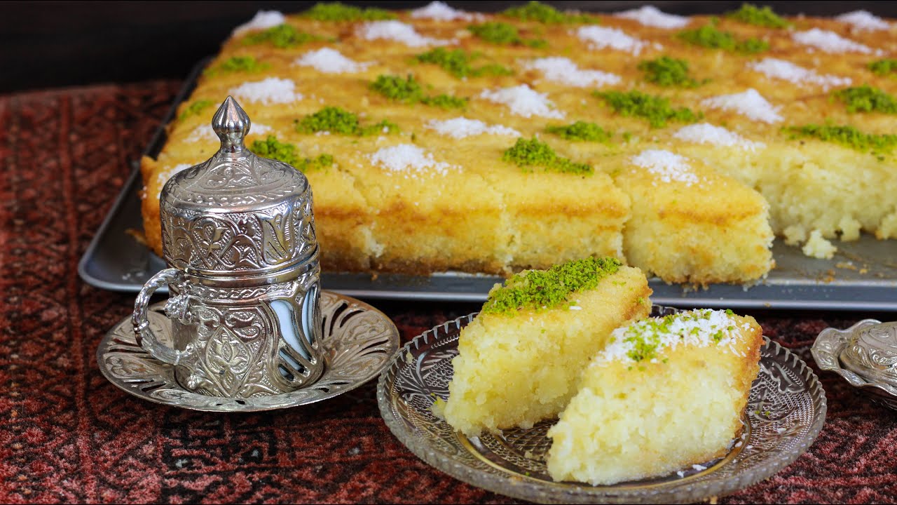 Türkisches Dessert - Revani Tatlisi - Grießkuchen