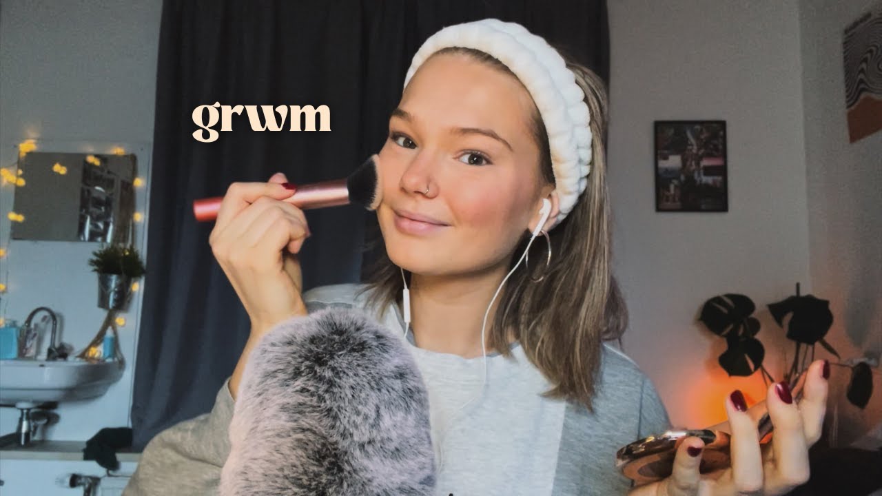 ASMR doing my makeup 💓💄🎀