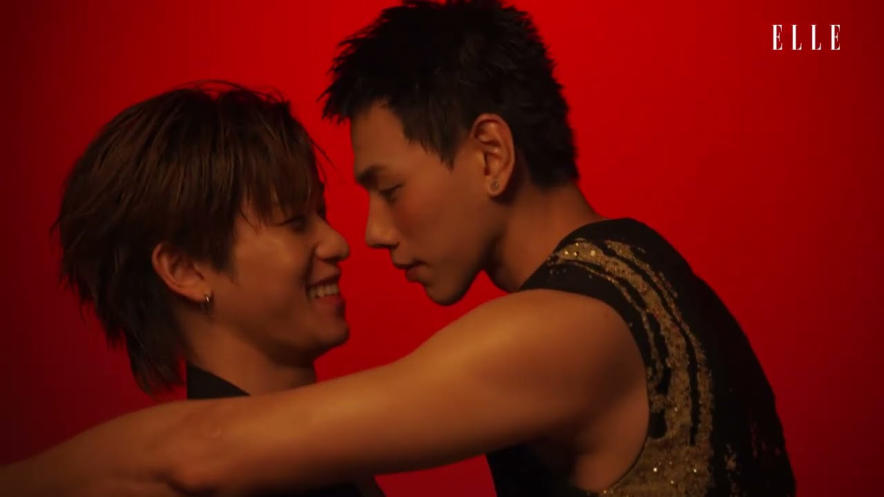 เขินไม่ไหว! ต้าห์อู๋-ออฟโรด พาบุกเบื้องหลังการถ่ายแฟชั่นคอลัมน์ ELLE Crush ประจำเดือนมีนาคม 2024