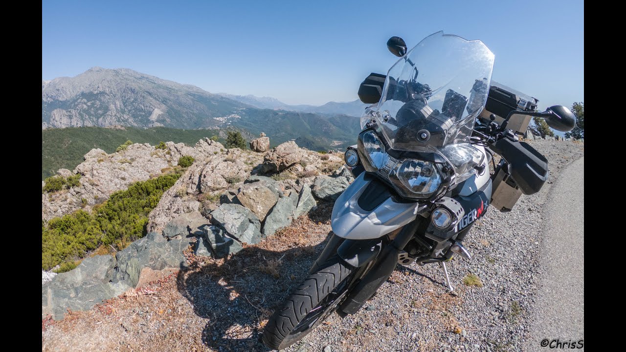 Road trip moto en Corse , sur Triumph 800 Tiger et BMW 1200 GS