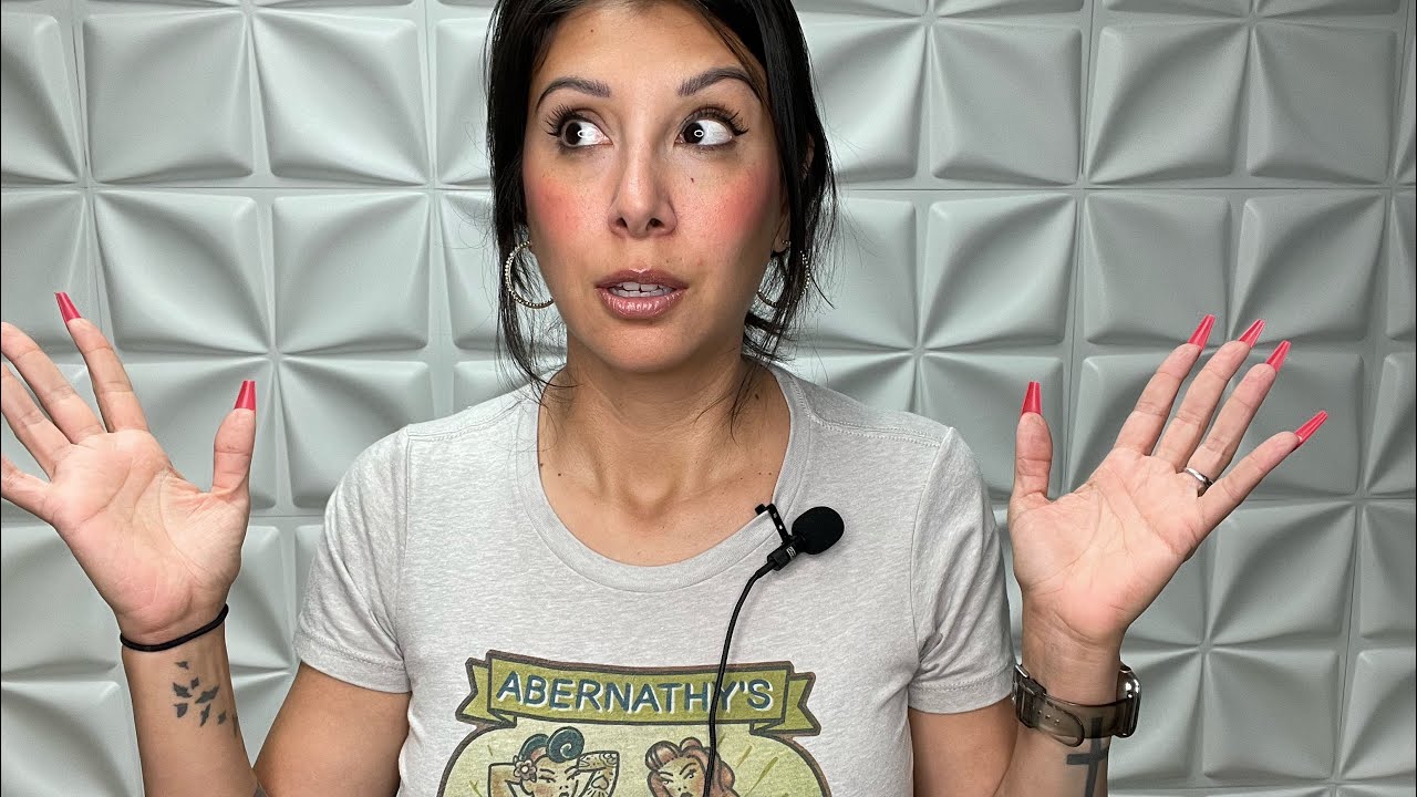 ASMR шепчет историю о жевании жвачки