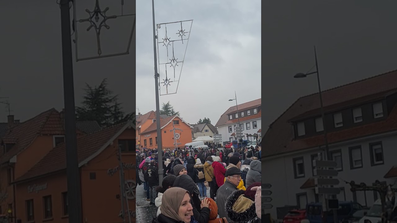 Fasnacht Umzug in Riedisheim Défilé de carnaval à Riedisheim