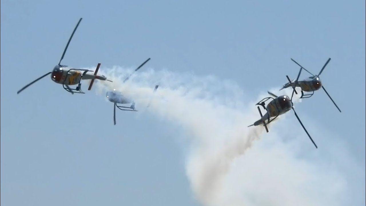 ENSAYO DE LA PATRULLA ASPA SOBRE PARQUE NORTE 