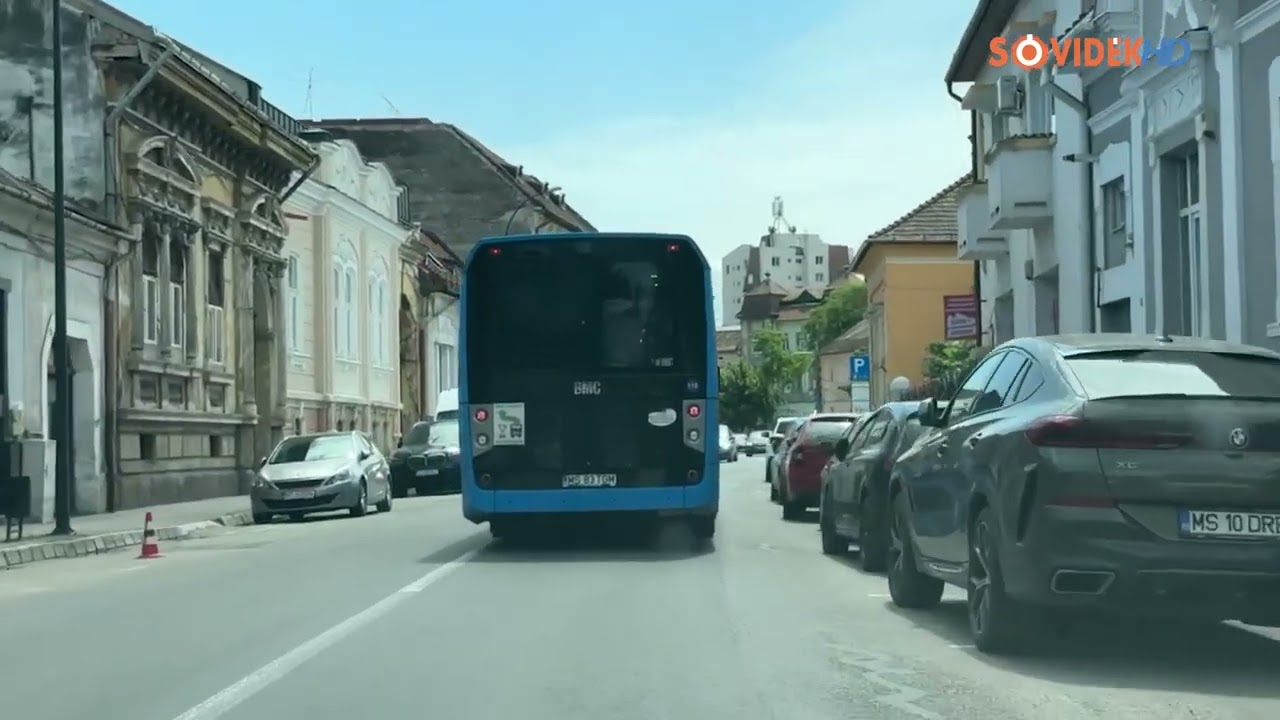 Meg&uacute;jul Marosv&aacute;s&aacute;rhely főtere