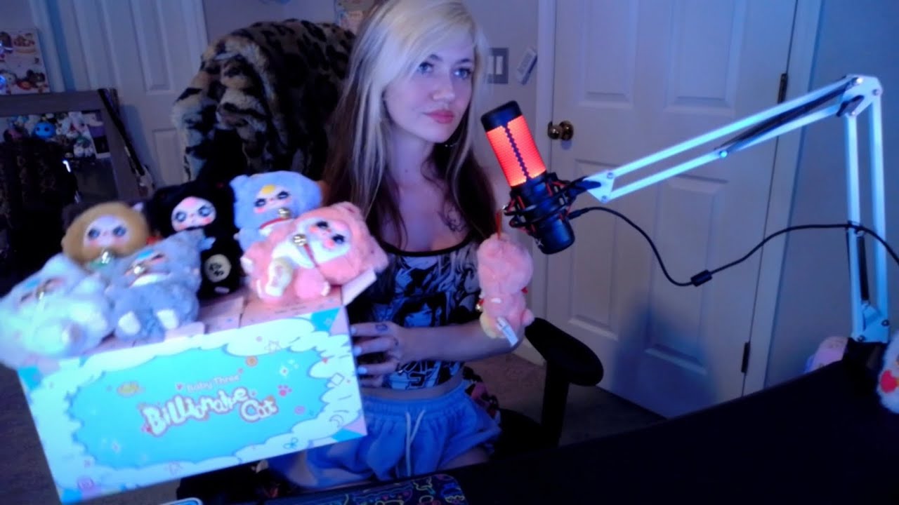 Unbox a CASE of Baby Three Billionaire Cats with me :3 ⋆⁺₊⋆♡