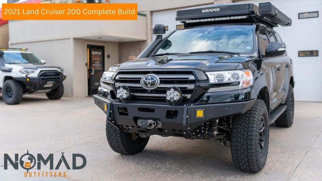 Land Cruiser 200 полностью оборудованный внедорожник, сборка от Nomad Outfitters