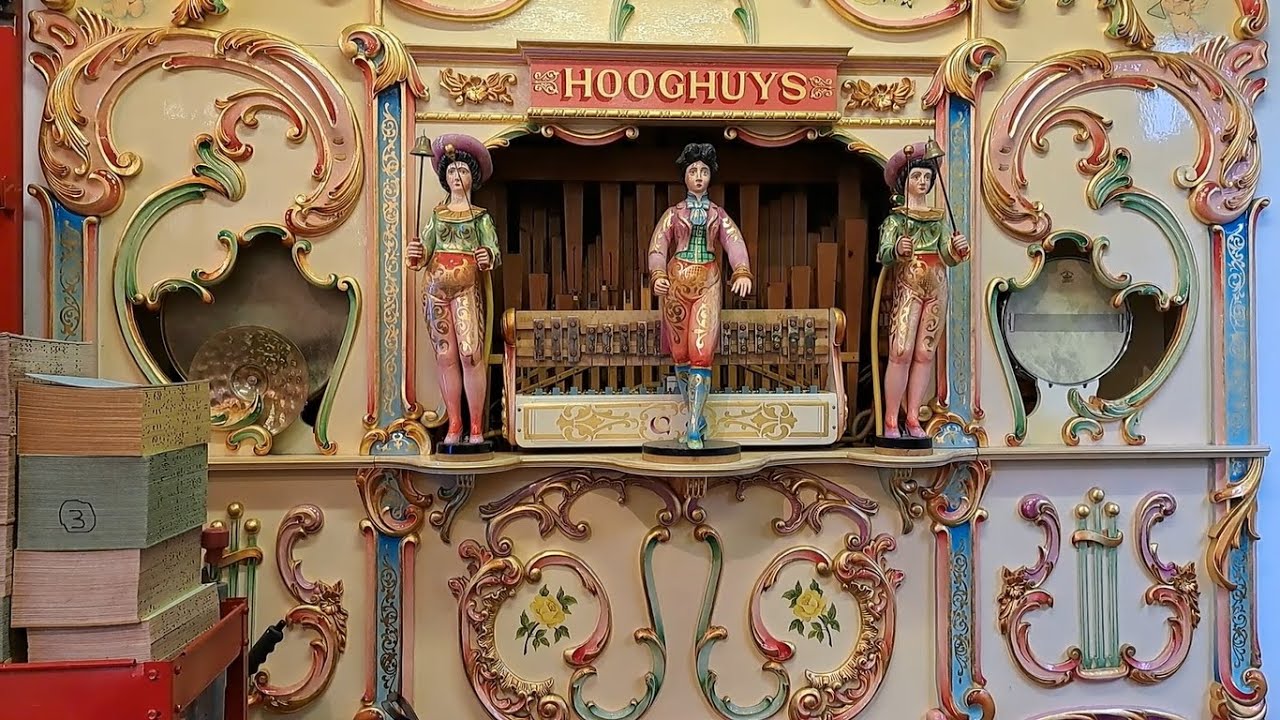 70 key Hooghuys fairground organ - Amersham, March 2023