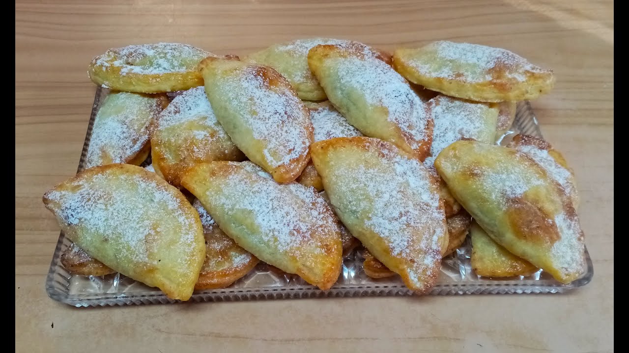 Šátečky z tvarohového těsta s povidly