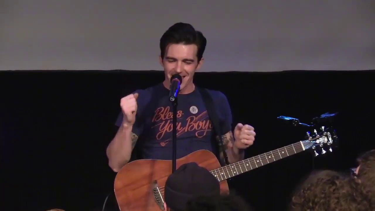 Drake Bell Concert in Journey Center HD