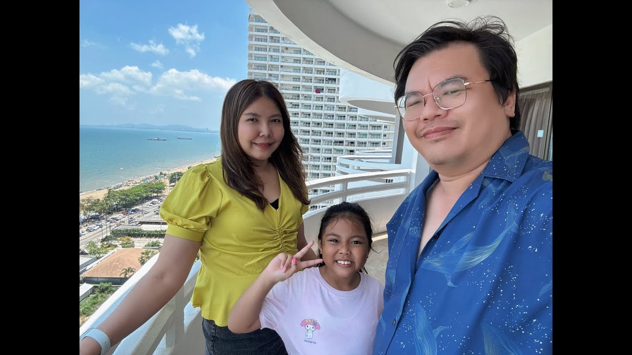 เที่ยวหาดจอมเทียน พัทยา #โรงแรมดีวารีจอมเทียนบีช #ร้านอาหารปูเป็นซีฟู้ด
